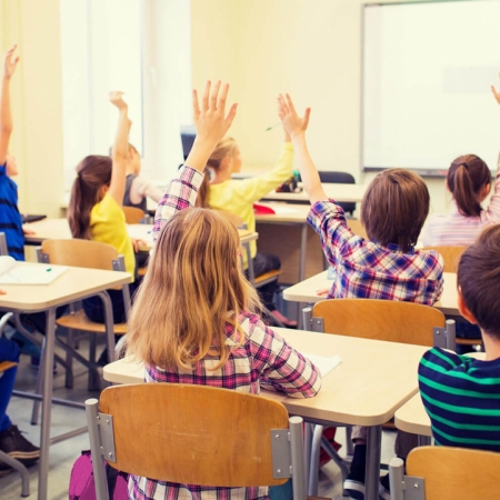 Huawei a lansat oficial IdeaHub, noul instrument de smart office